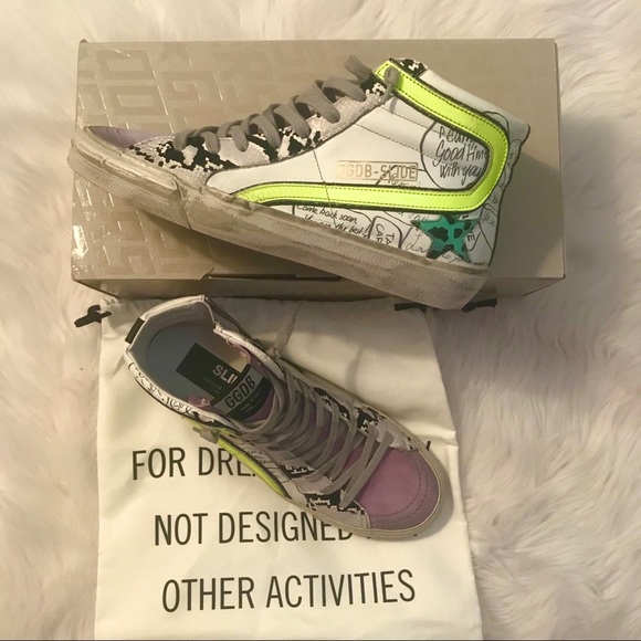 ❌SOLD❌💜Golden Goose Graffiti Slides💜 - Picture 2 of 8